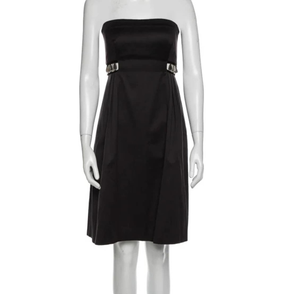 CHLOE Sz 38 Vintage Black Silk Strapless Cutout Dress w Chain Details - Picture 2 of 7